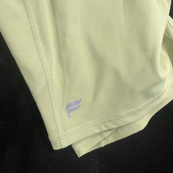 Fabletics pureluxe high waisted 6” short - Picture 4 of 6